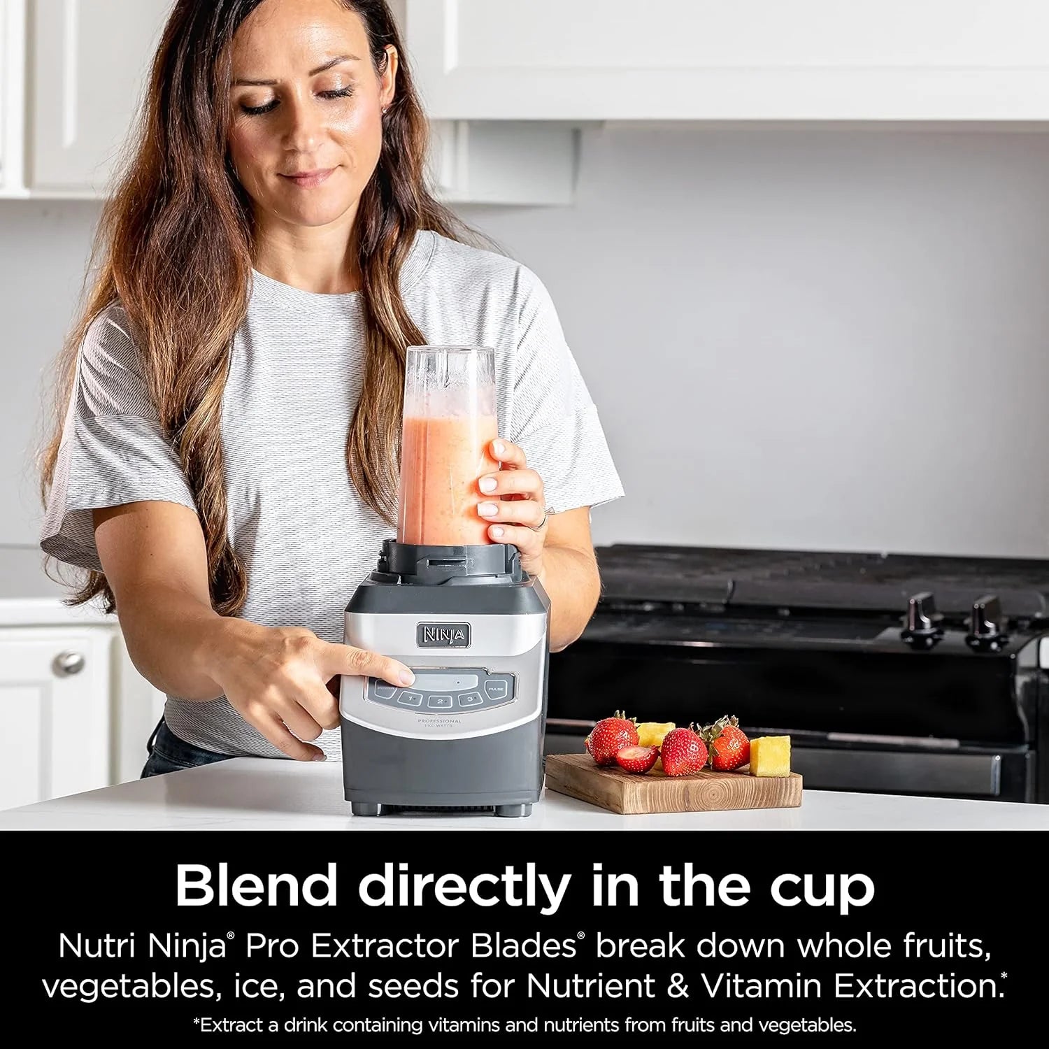 Ninja BL660 Professional Compact Smoothie and Food Processor Blender, 1100W, 3 Functions - Perfect for Frozen Drinks, Smoothies, Sauces, and More